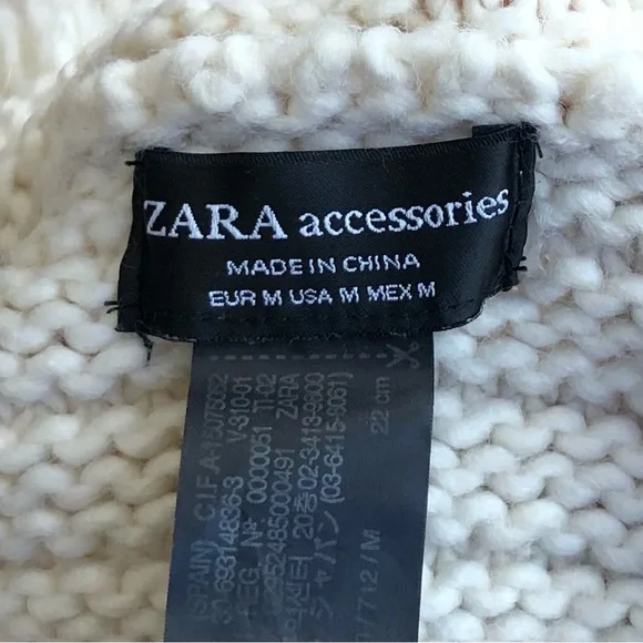 Zara Chunky Knit Pom Pom Hat Unisex Size M. - Picture 3 of 6